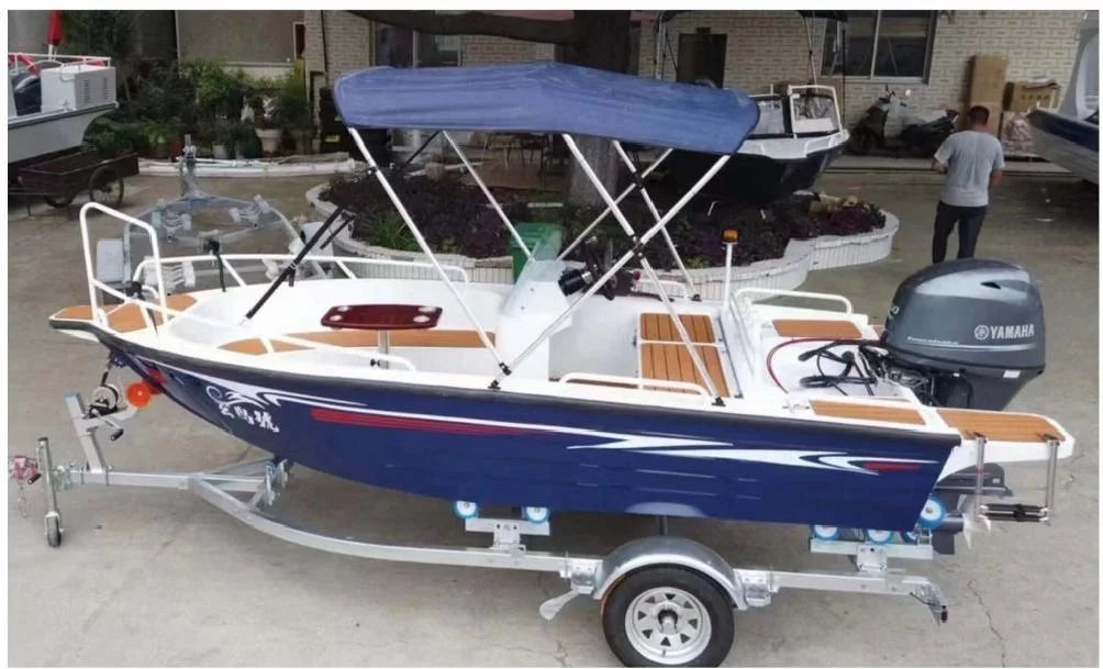 Comfortable 6-8 Passenger Aluminum Alloy Fishing Yacht for River Sports & Outboard PVC Hull Welded Features Handrails